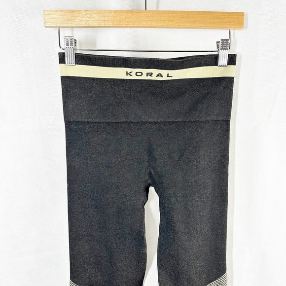 Koral Dixie Seamless Leggings Size Small Black Olive - Picture 3 of 7